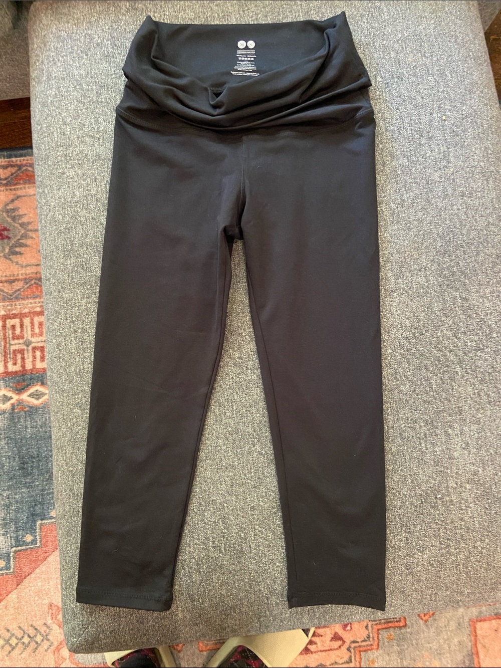 Kindred Bravely roll top maternity postpartum Black M  Waist Leggings
